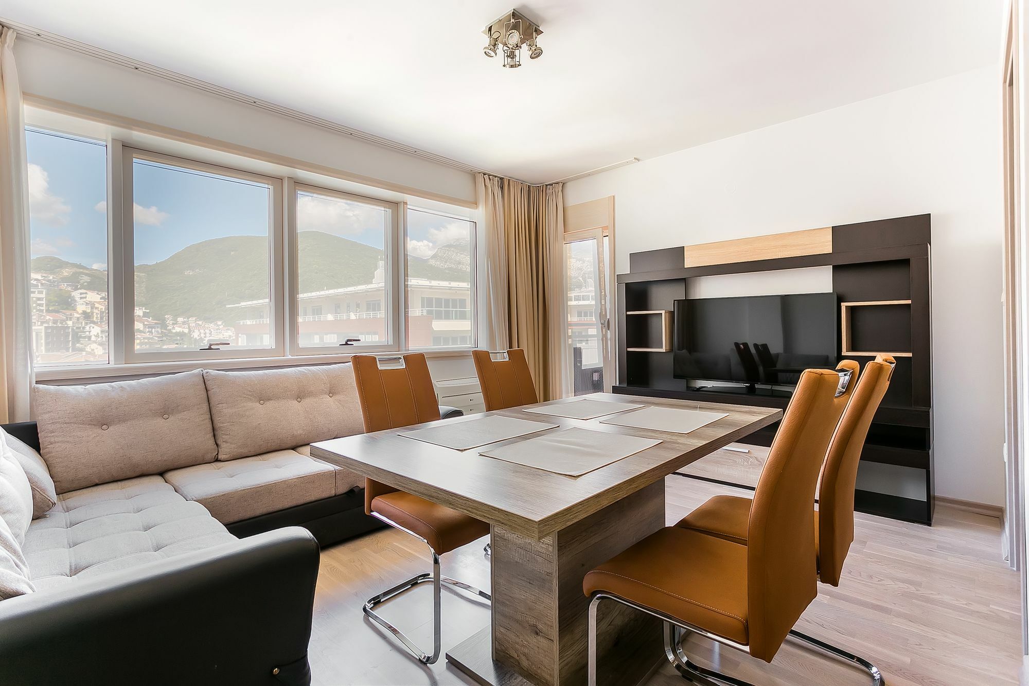 Apartment Primus Impera